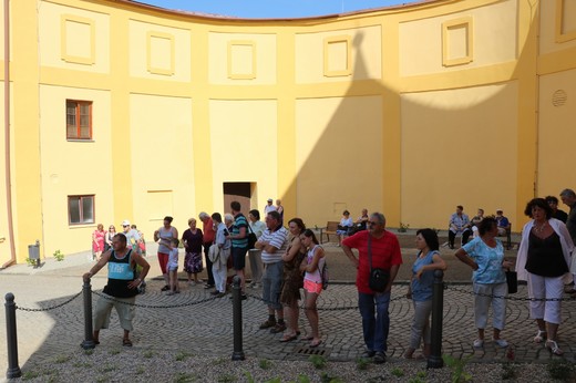 Odhalení sochy Boženy Němcové 2017 (4).JPG