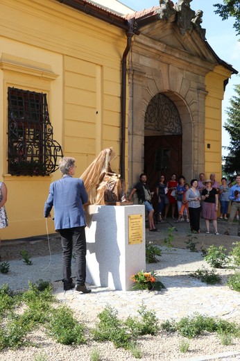 Odhalení sochy Boženy Němcové 2017 (9).JPG